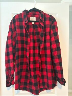 St. John’s Bay Men's Red and Black Buffalo Plaid Button-Up Shirt size XL